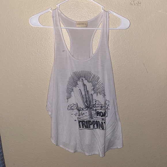 Road Trippin’ tank top - Picture 2 of 7